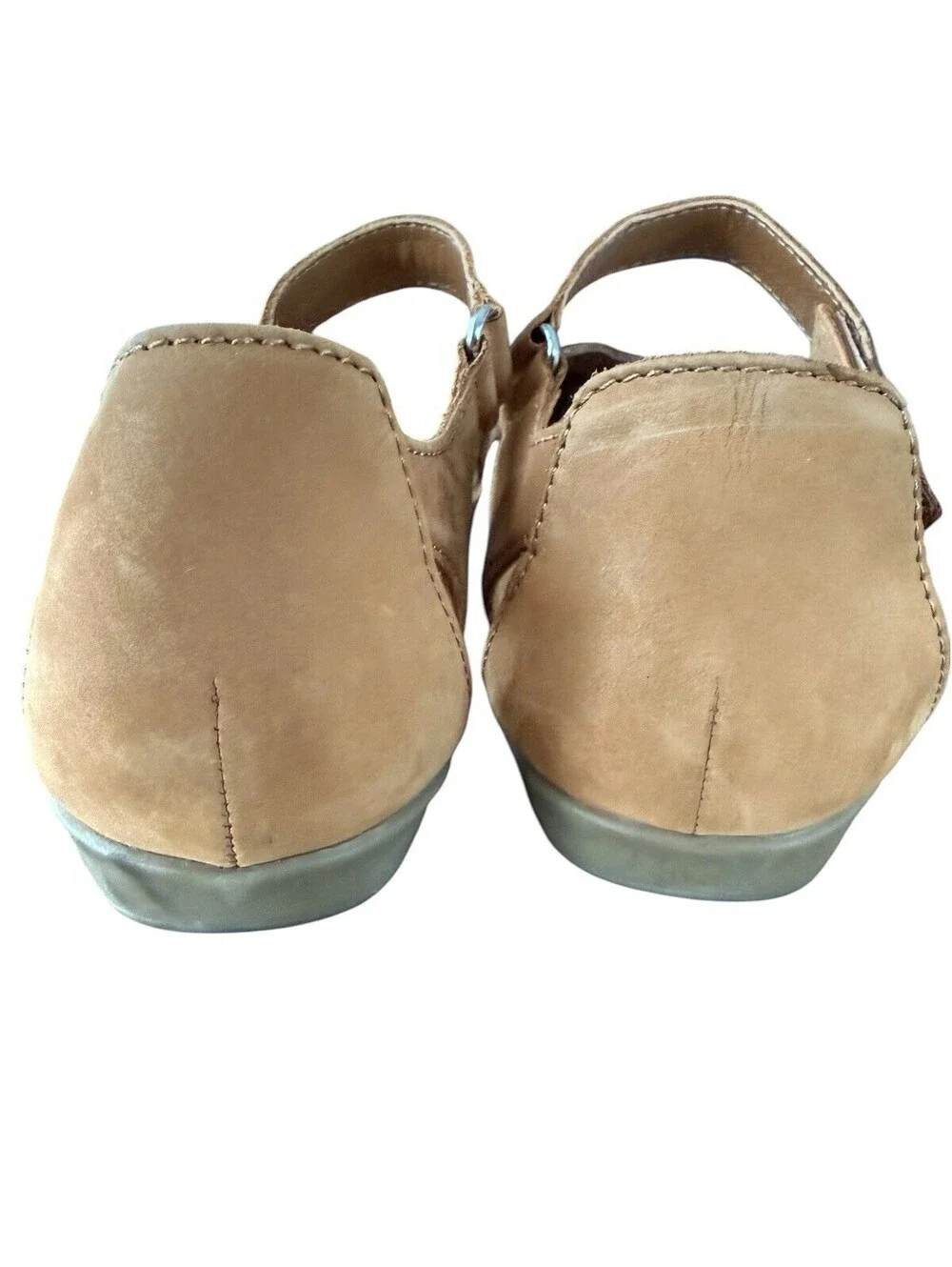 Earth Orgins Closed Toe Maryjane Flats Size 7 Wide Comfort Shoes